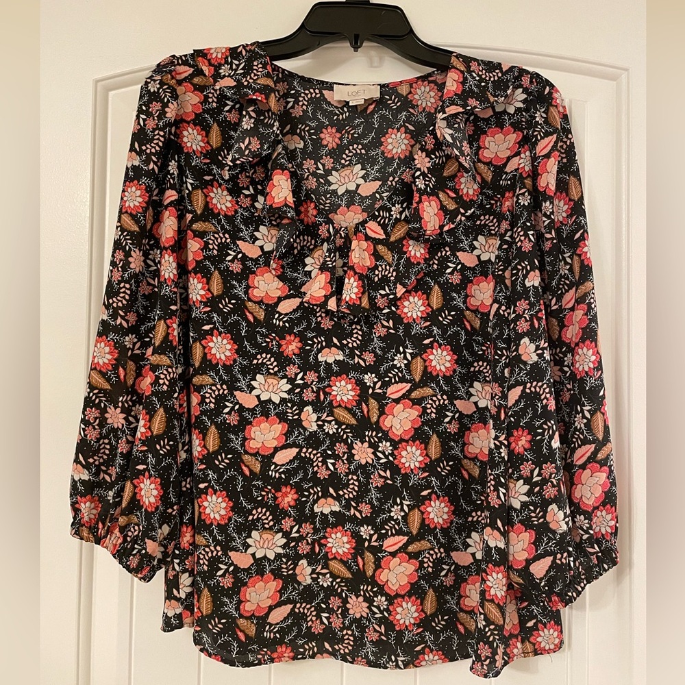 LOFT Floral Blouse LIKE NEW